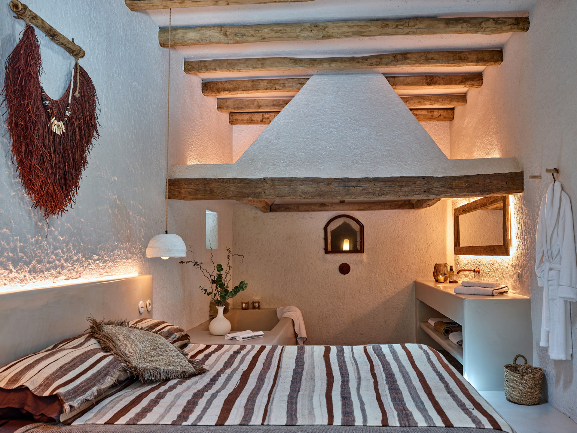 Resa Esatates for sale finca st rafael Ibiza modern 1 bedroom 2.jpg